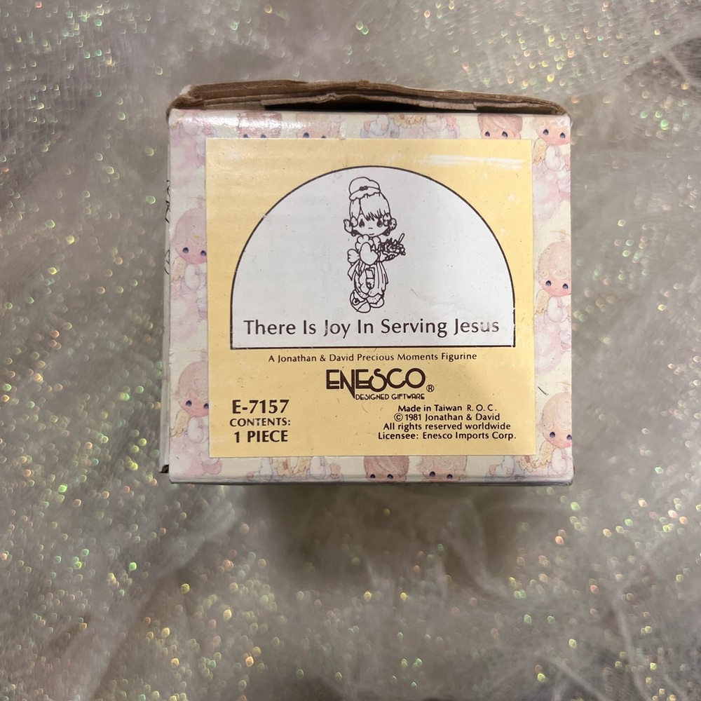 Precious Moments Figurine